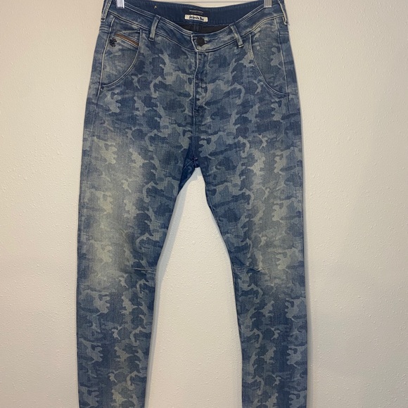 Scotch & Soda | Maison Scotch Camo Boyfriend Jeans - Picture 8 of 12